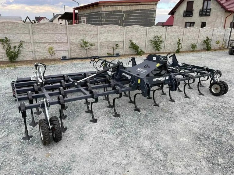 kultywator-uprawowo-scierniskowy-kamer-strong-5000-01